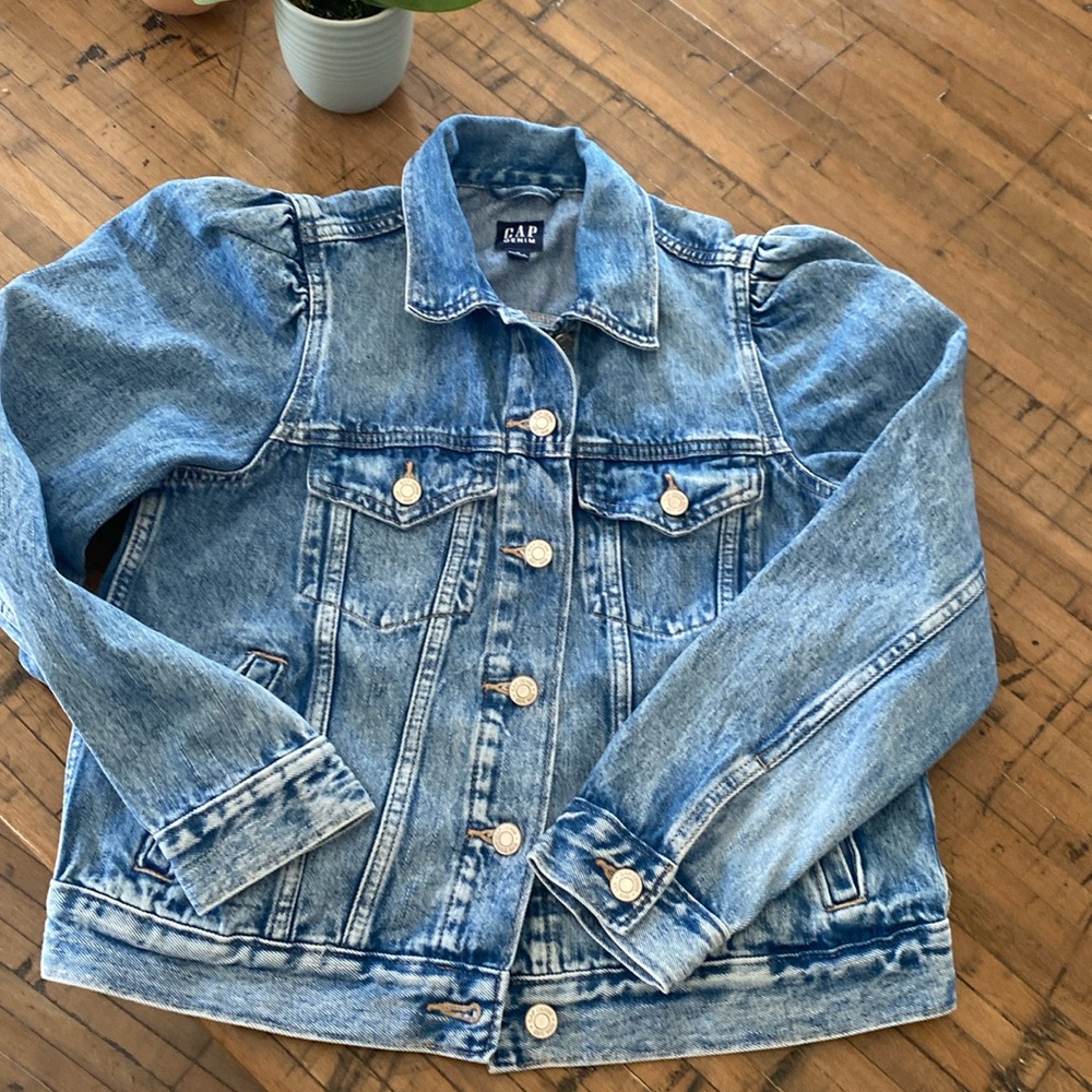 Gap girls medium denim jacket.